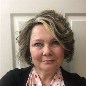 Meet your Posher, Renee